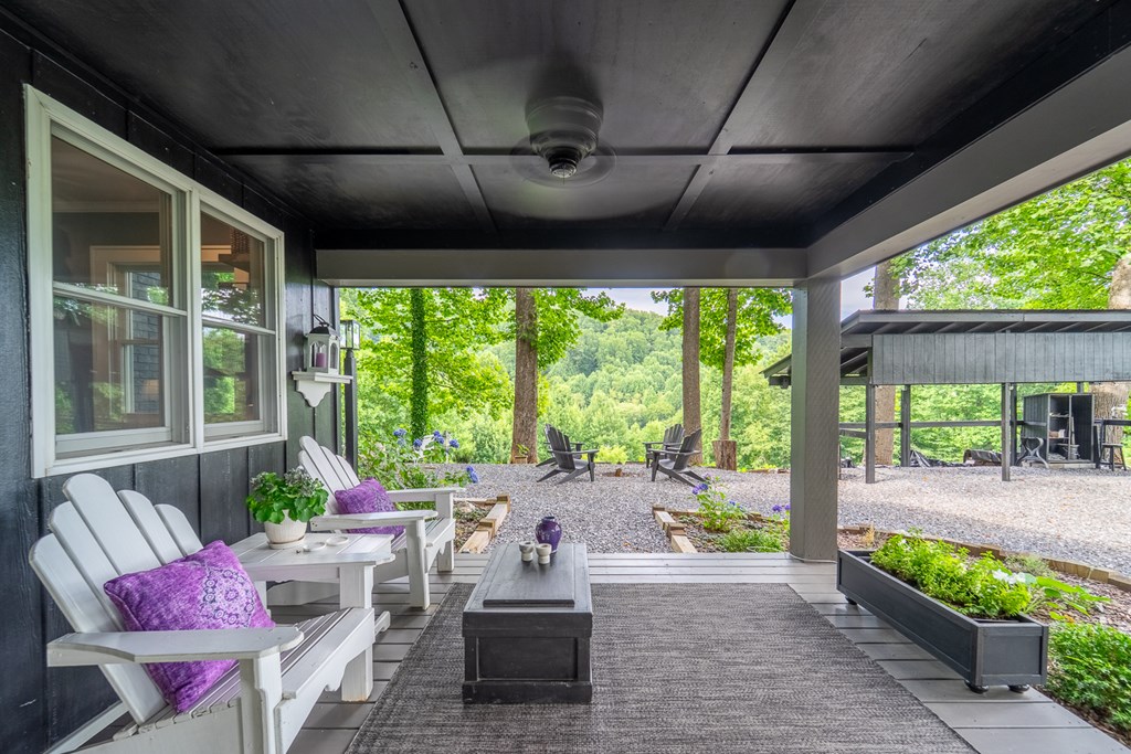 75 Mountain View Rd
