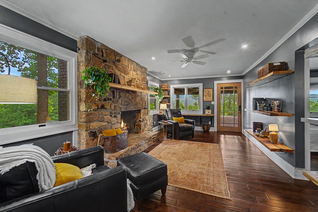 75 Mountain View Rd