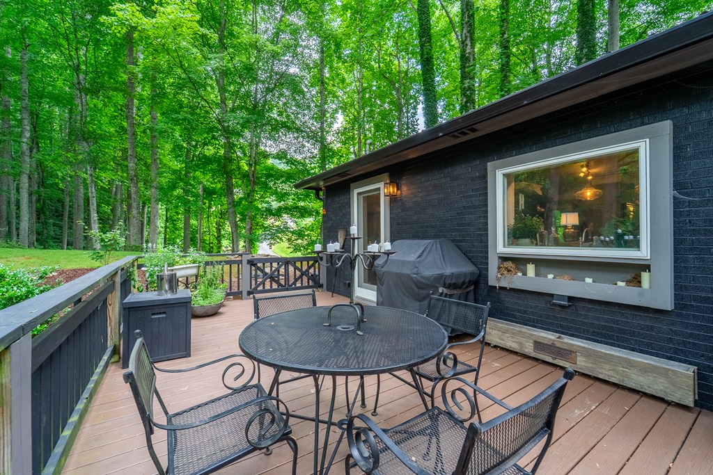75 Mountain View Rd