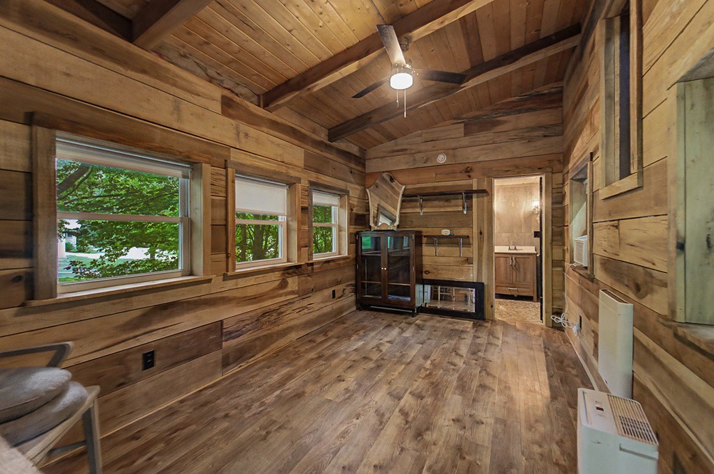75 Mountain View Rd