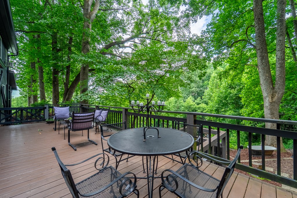 75 Mountain View Rd