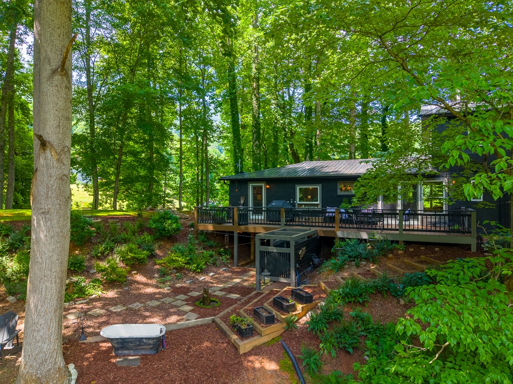 75 Mountain View Rd