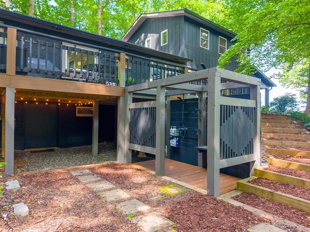 75 Mountain View Rd