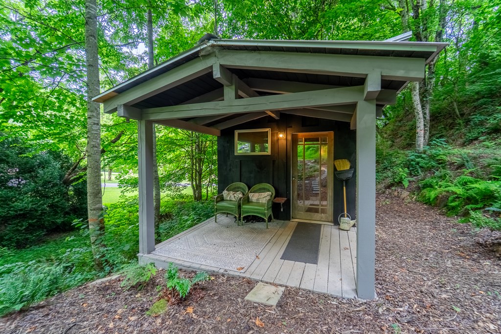 75 Mountain View Rd