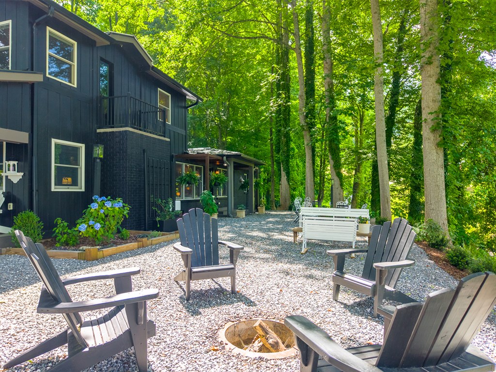 75 Mountain View Rd