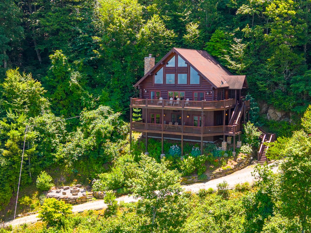 92 Falcons Peak Lane
