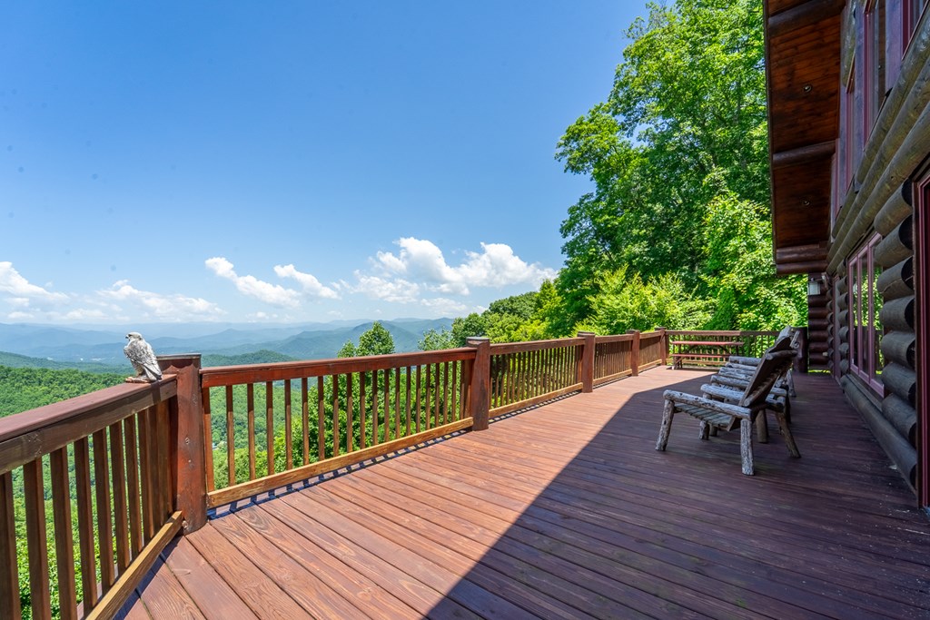 92 Falcons Peak Lane