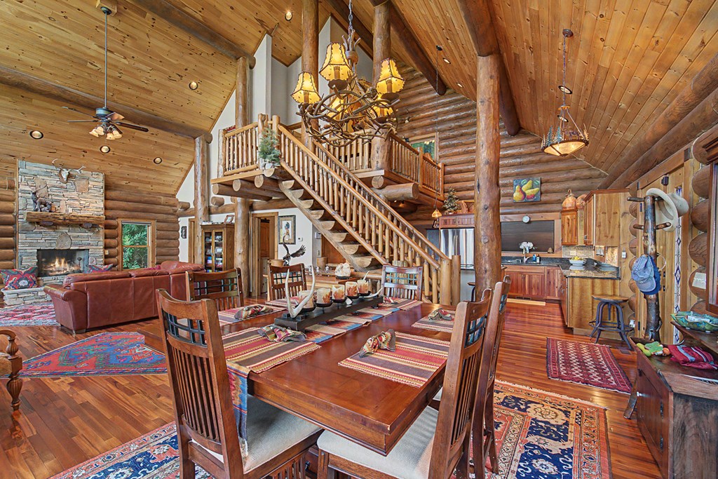 92 Falcons Peak Lane