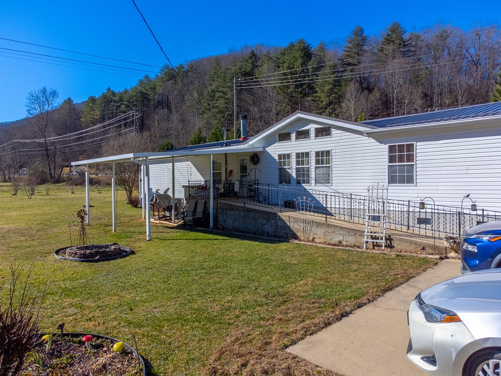 7581 HWY 441 S