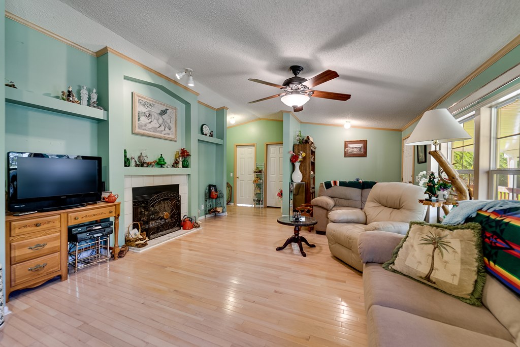 7581 HWY 441 S