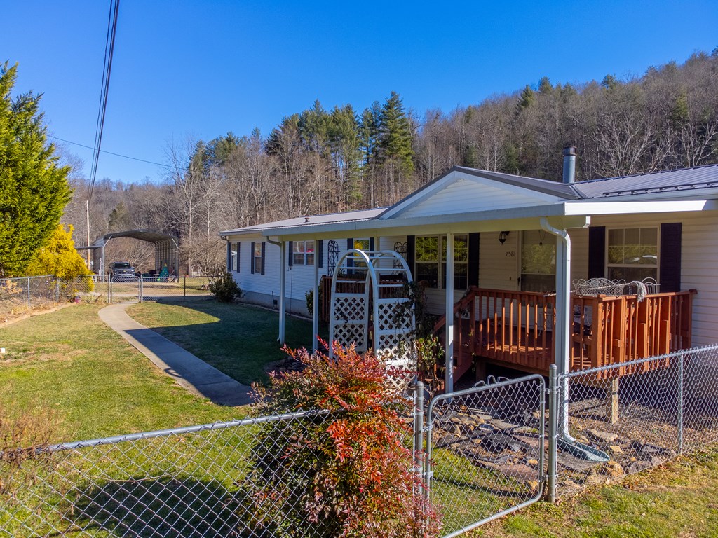 7581 HWY 441 S