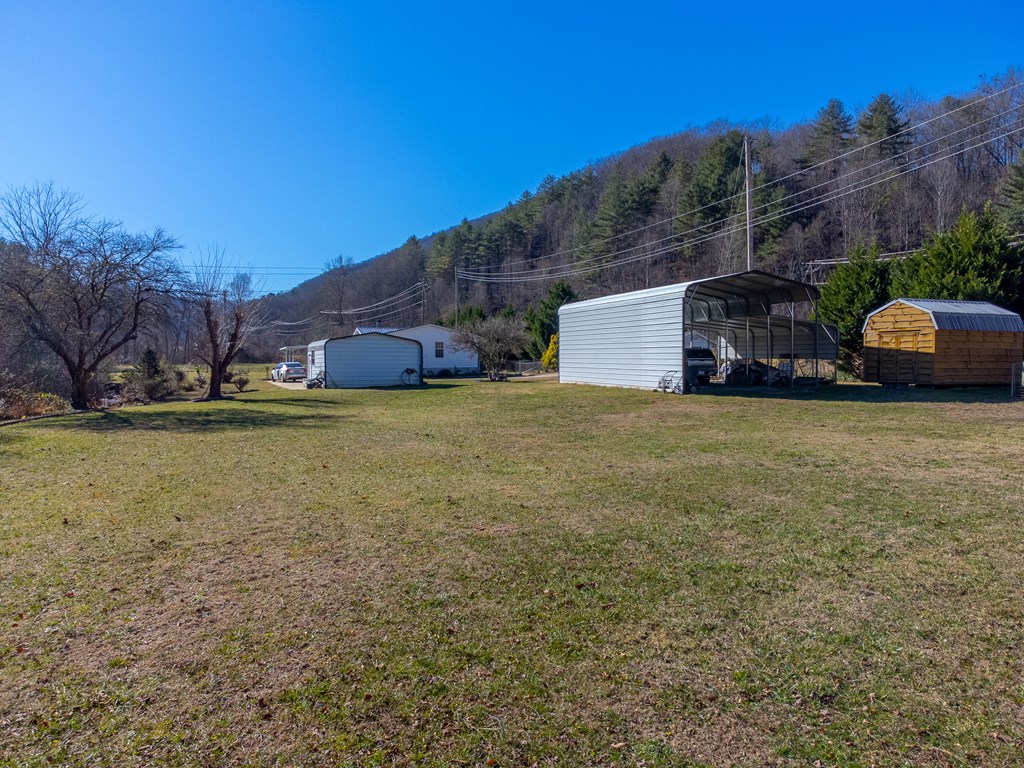 7581 HWY 441 S