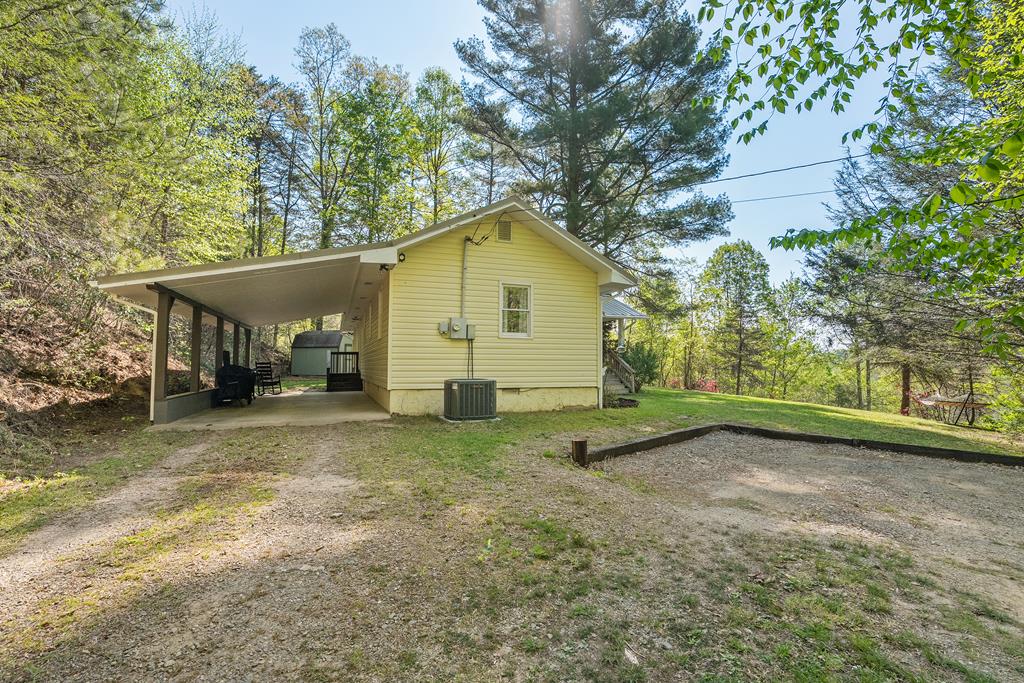 144 Bent Pine Dr