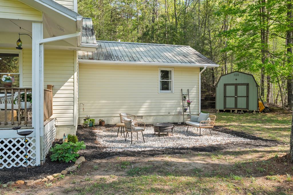 144 Bent Pine Dr