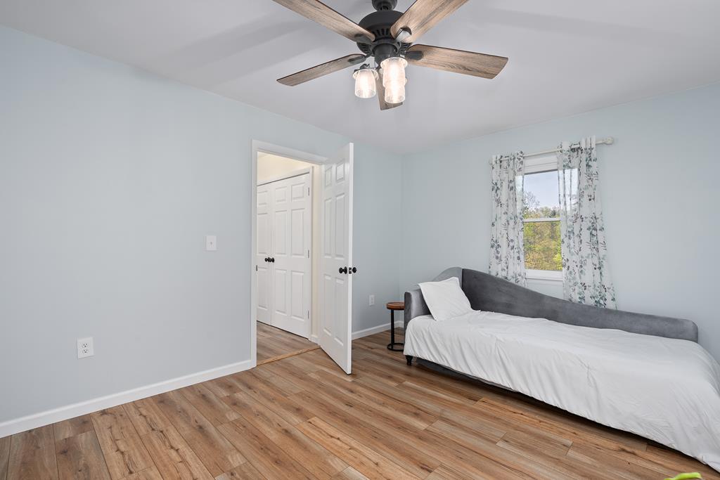 144 Bent Pine Dr