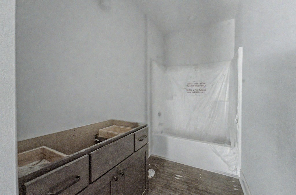 60 Charlotte St.