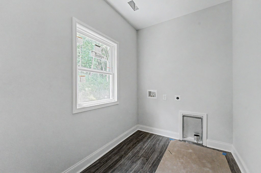 60 Charlotte St.