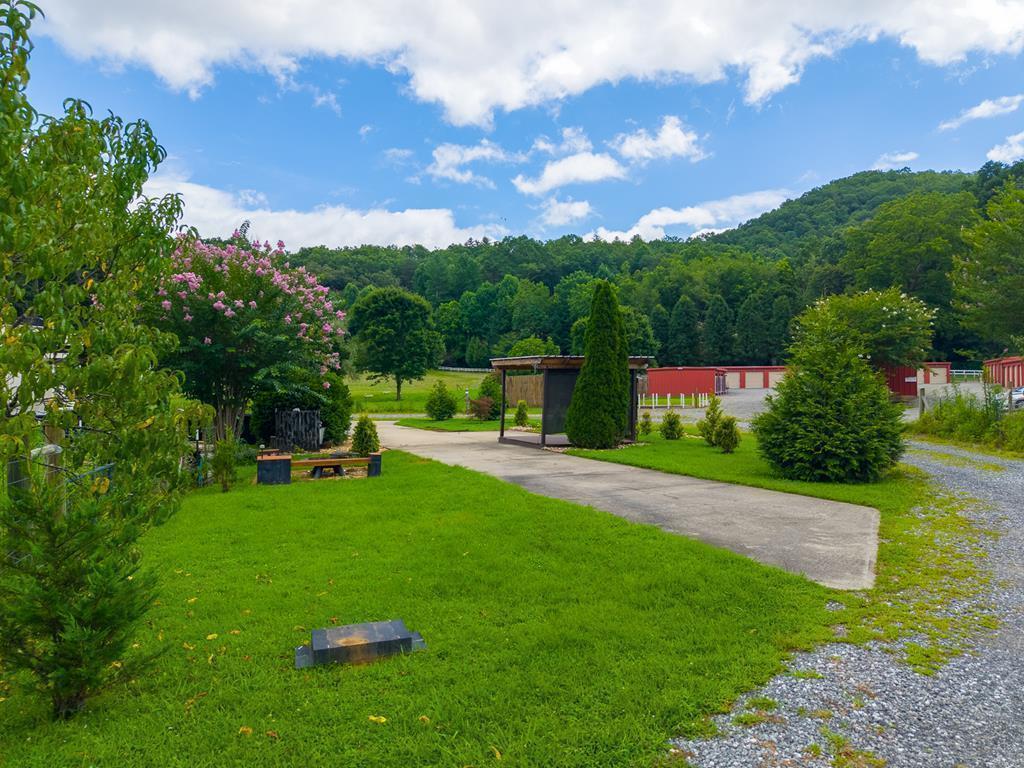 50 Timber Leaf Dr