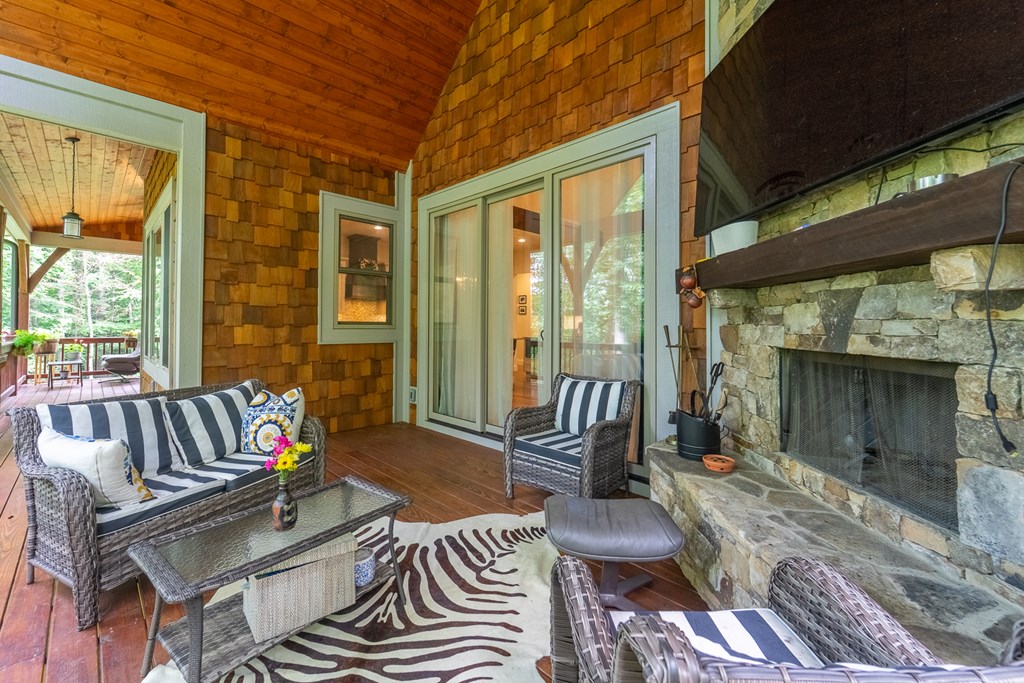491 Rustling Woods Trail