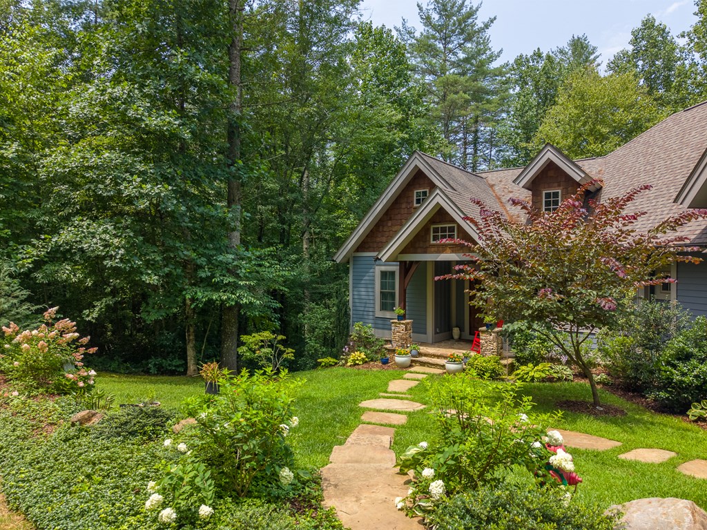 491 Rustling Woods Trail