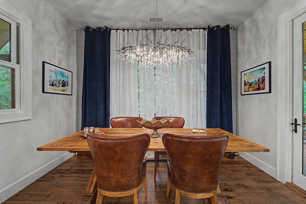 491 Rustling Woods Trail