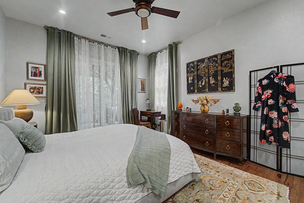 491 Rustling Woods Trail