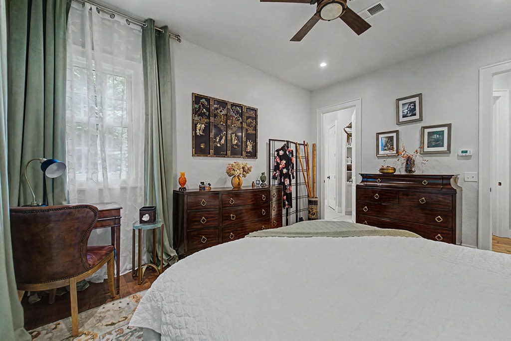 491 Rustling Woods Trail