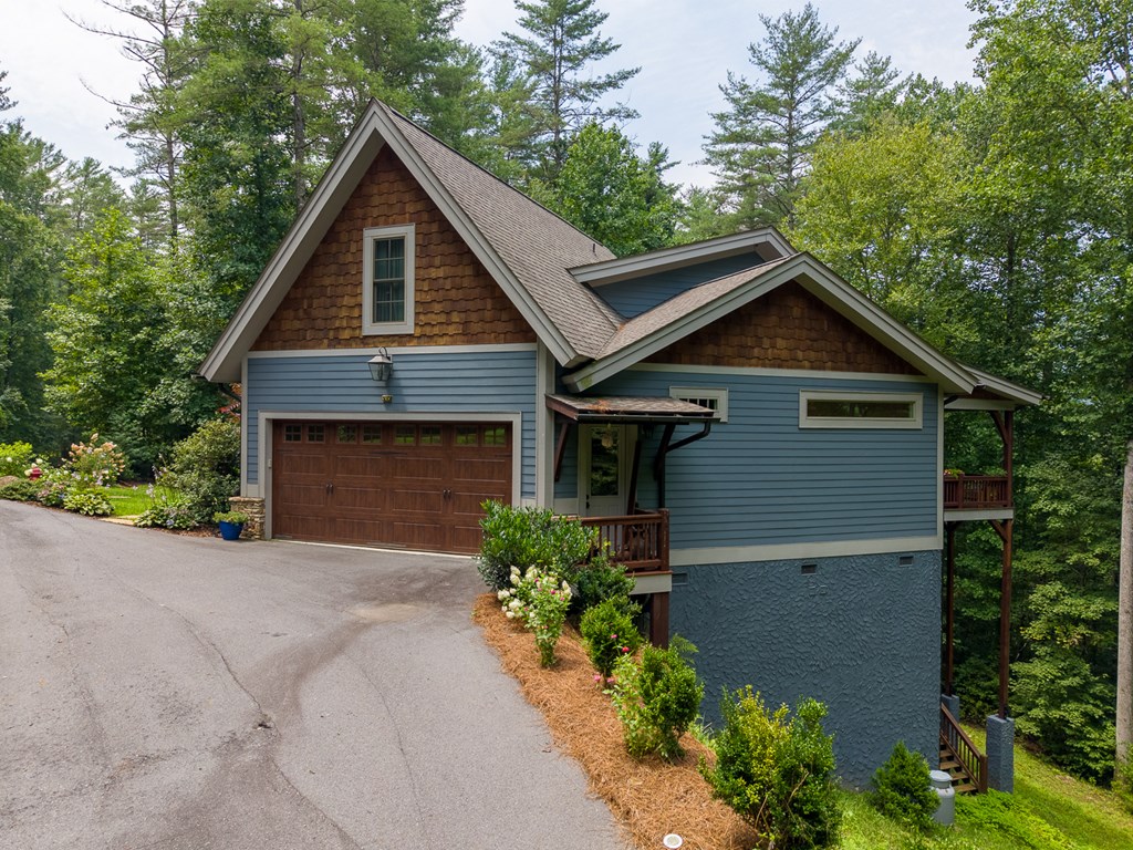 491 Rustling Woods Trail
