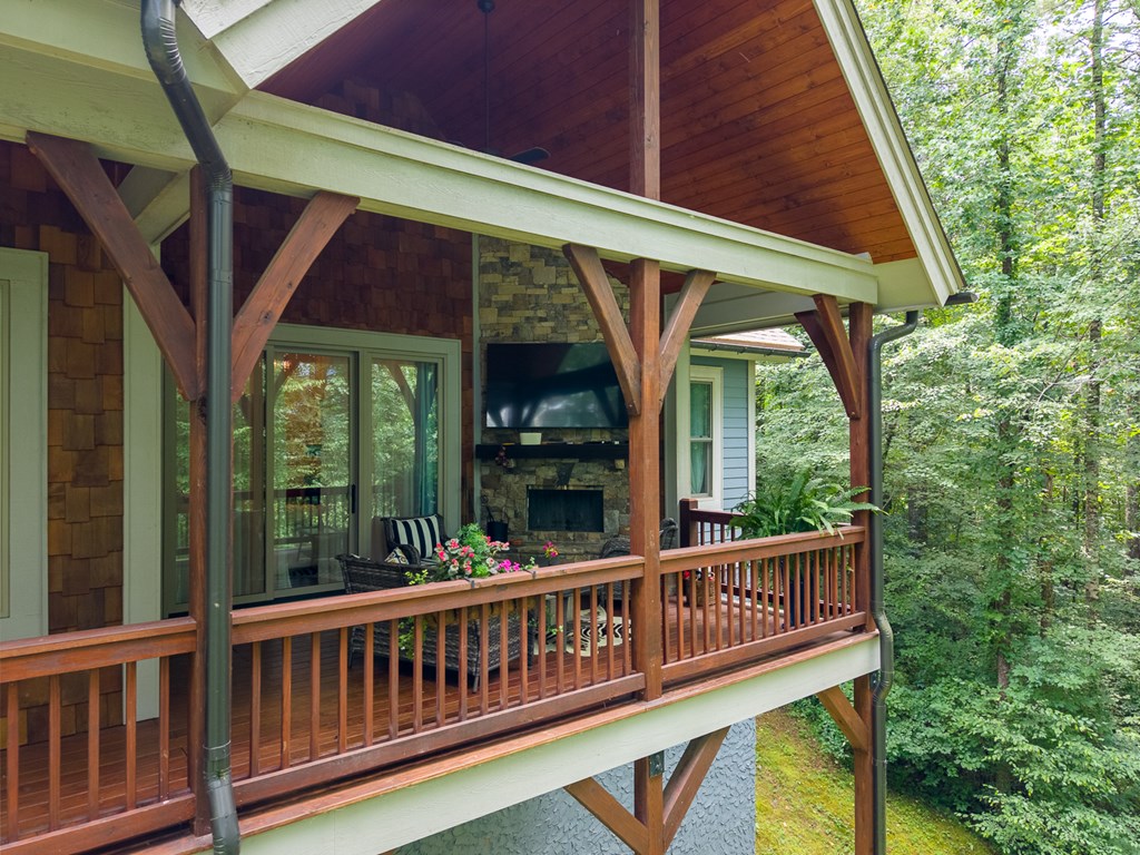 491 Rustling Woods Trail