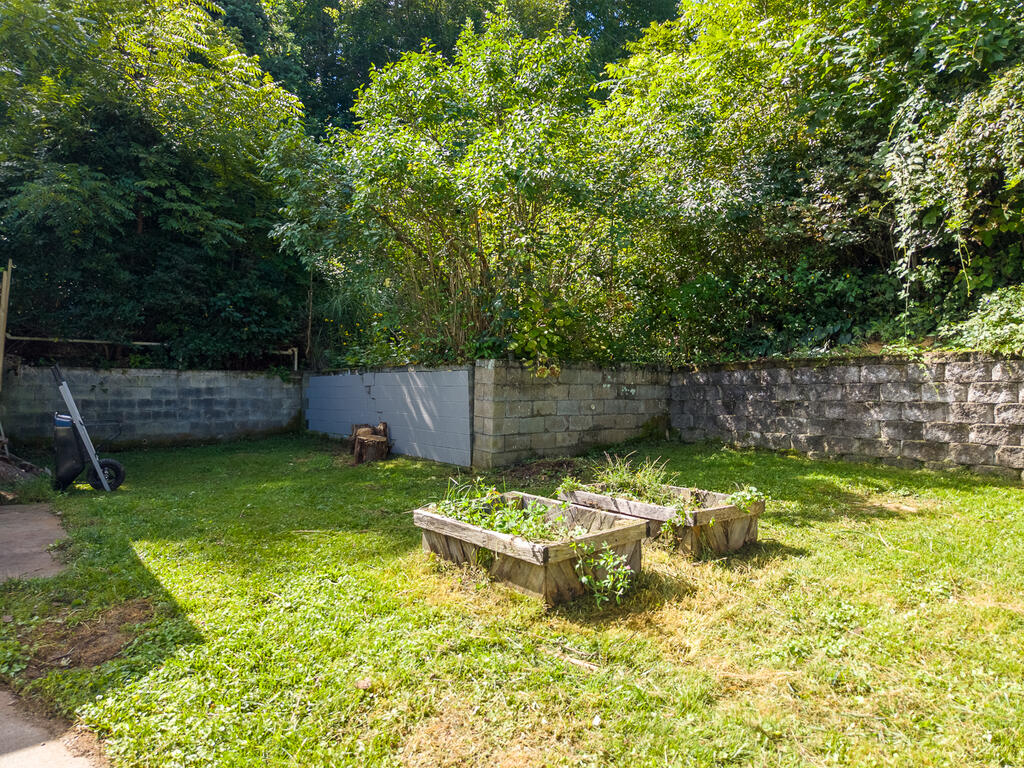 80 Nature Lane