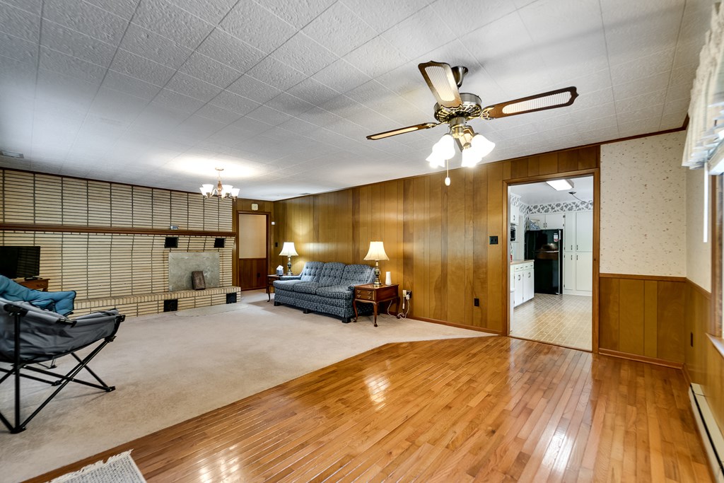 144 Cherry St