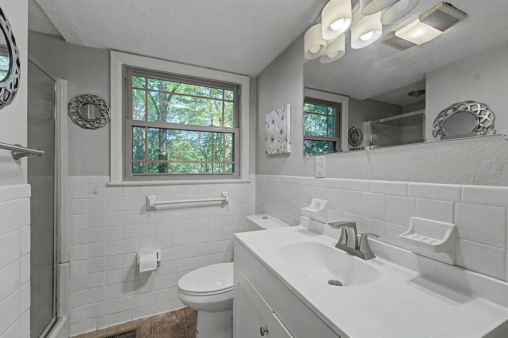 304 Canterbury Road