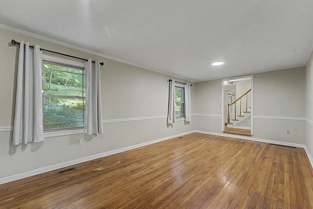 304 Canterbury Road