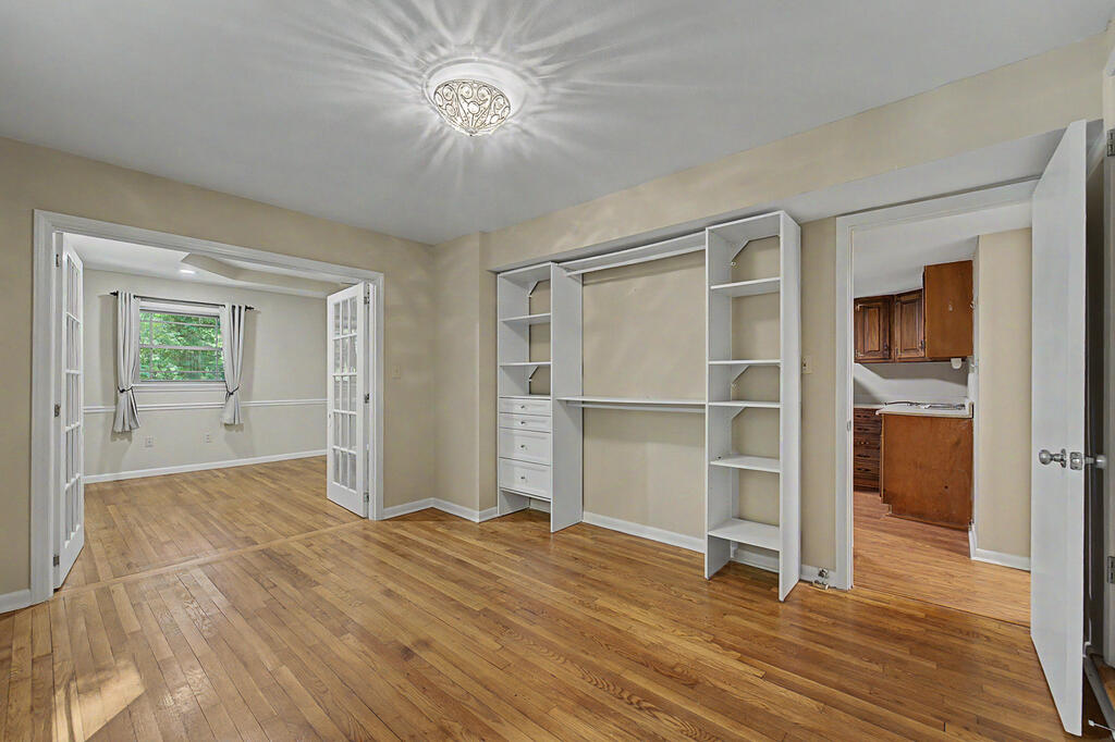 304 Canterbury Road