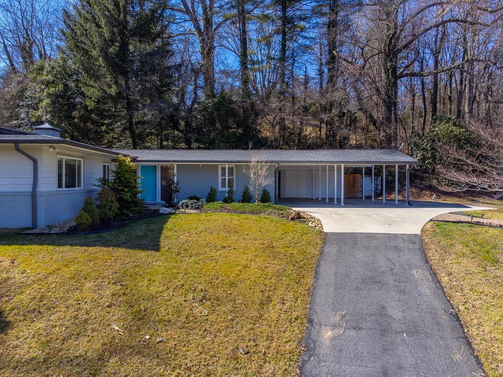 240 N Country Club Dr