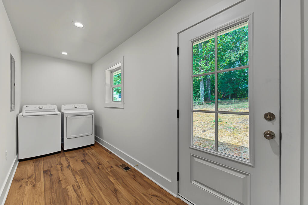 405 Sunshine Acres