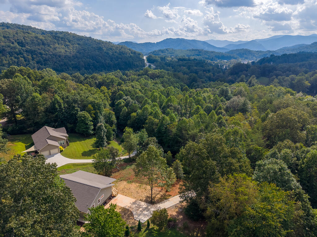 405 Sunshine Acres