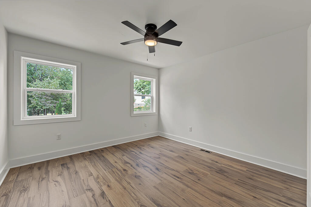 405 Sunshine Acres