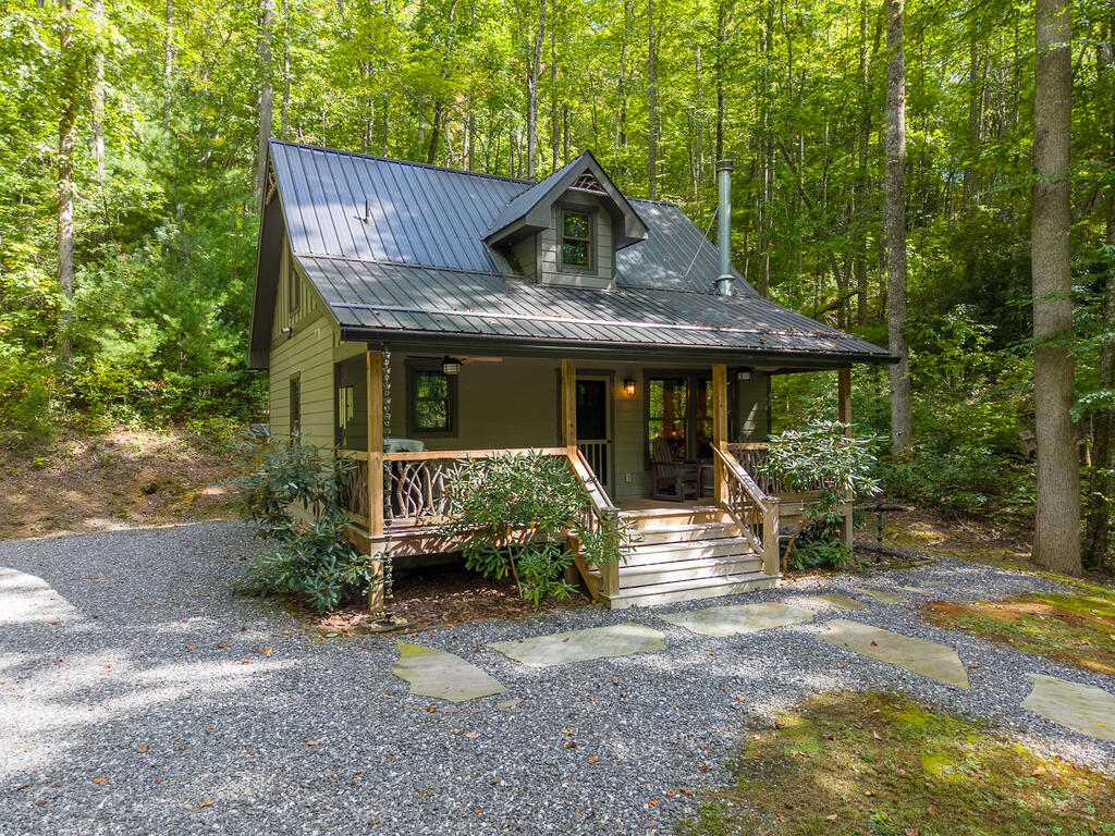 4017 Canada Rd