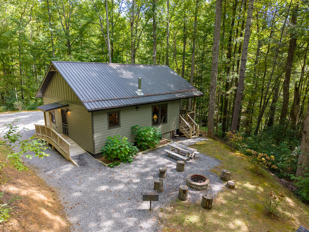 4017 Canada Rd