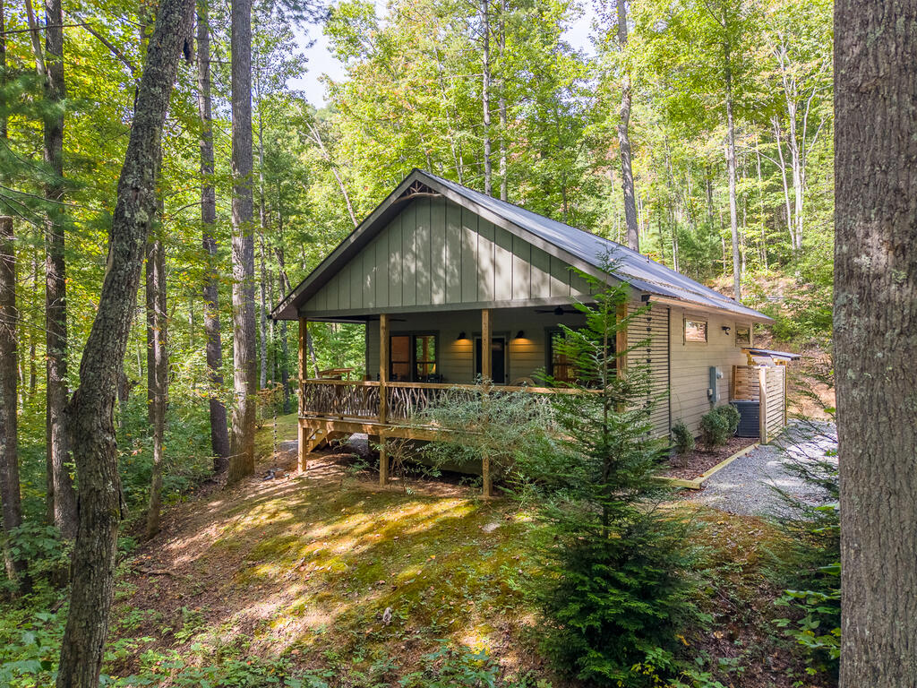 4017 Canada Rd