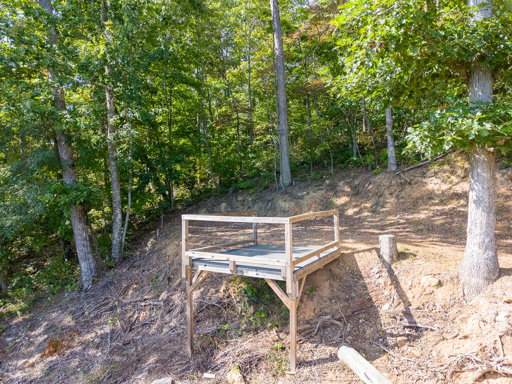 4017 Canada Rd