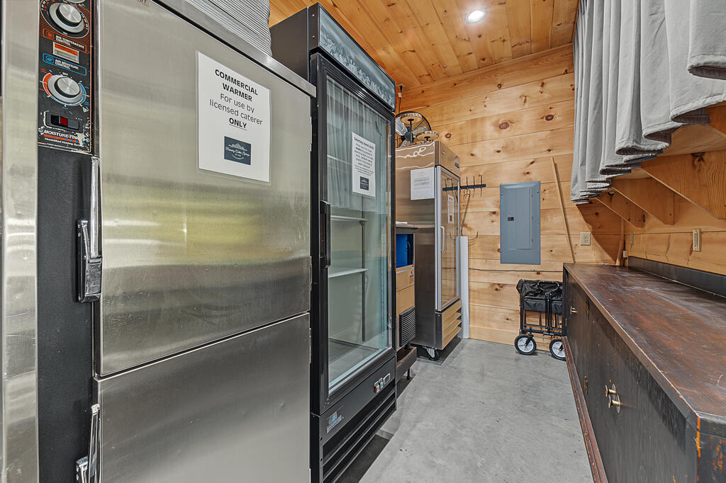 4017 Canada Rd