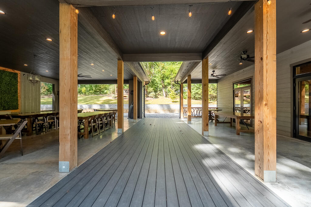 4017 Canada Rd