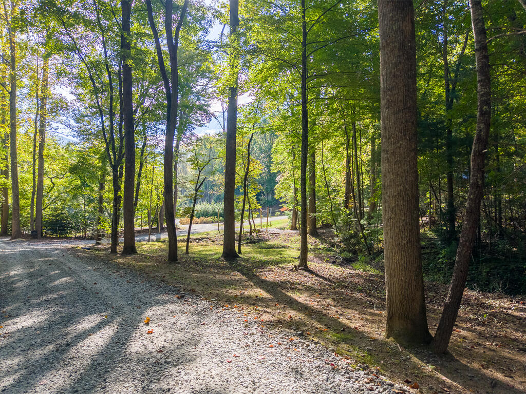 4017 Canada Rd