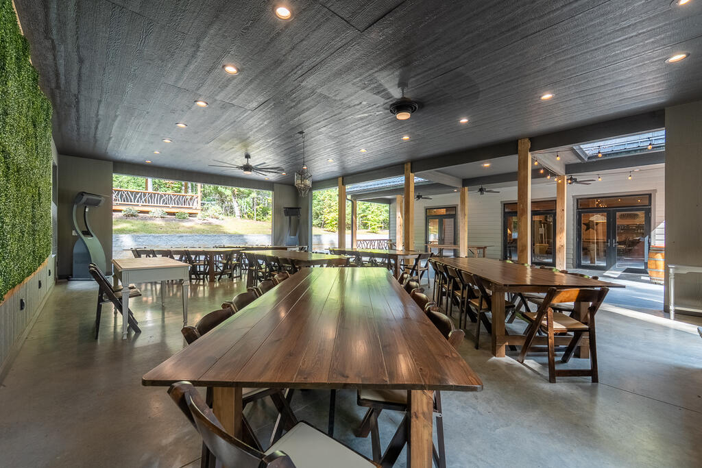 4017 Canada Rd
