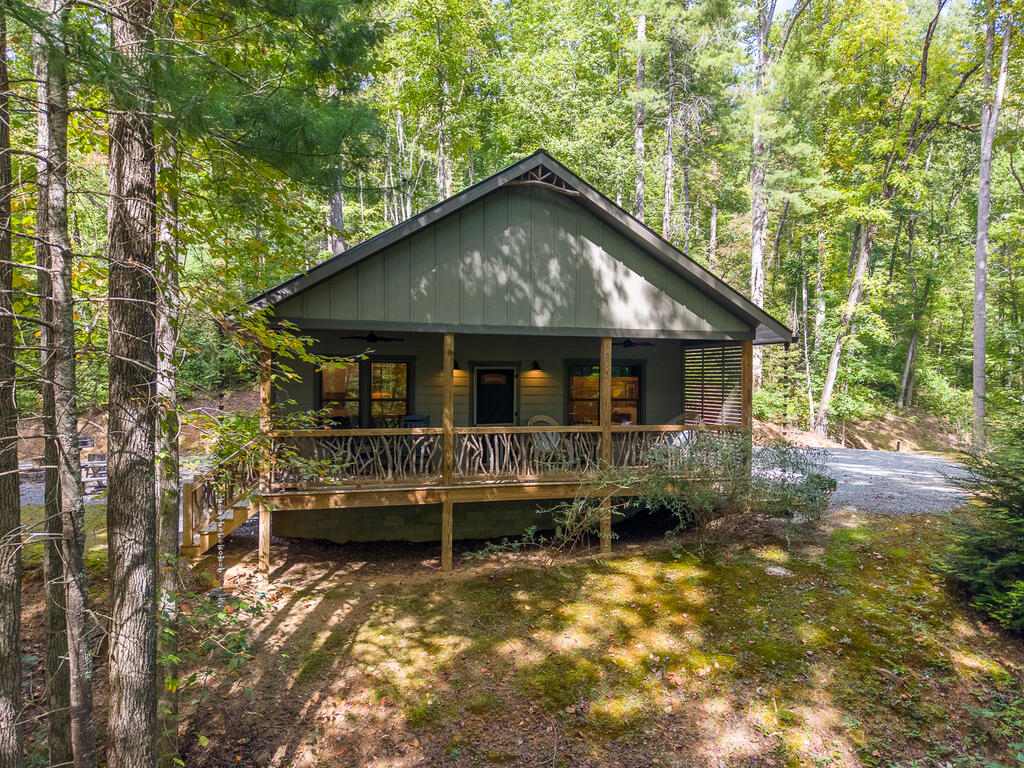 4017 Canada Rd