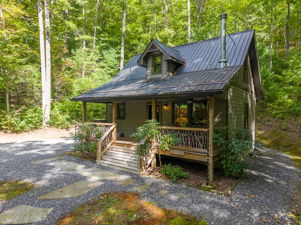 4017 Canada Rd