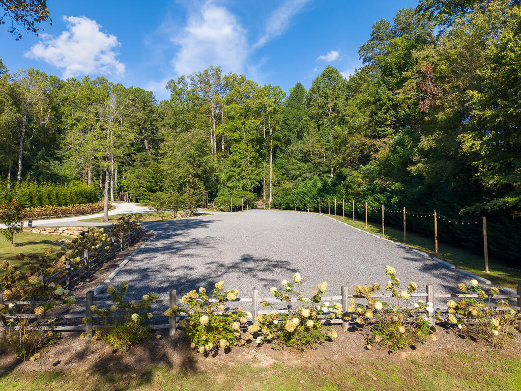 4017 Canada Rd