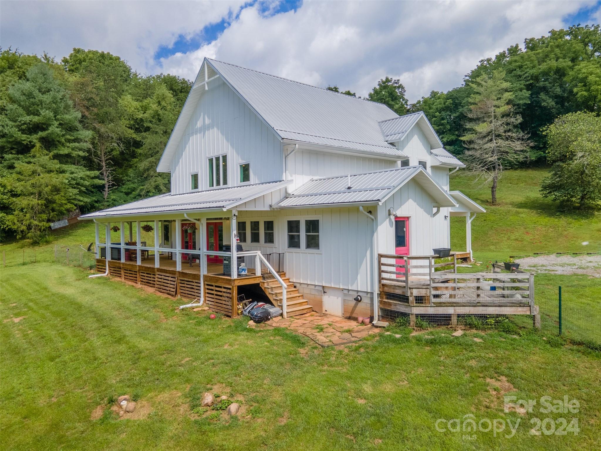 1515 Webster Road